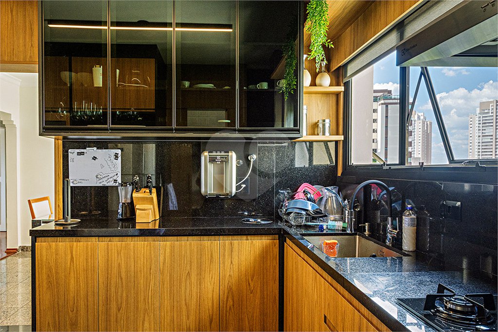 Apartamento à venda com 4 quartos, sendo 3 suítes, em Morumbi, São Paulo, SP