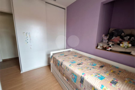 Casa à venda com 3 quartos, sendo 1 suíte, em Vila Gomes, São Paulo, SP