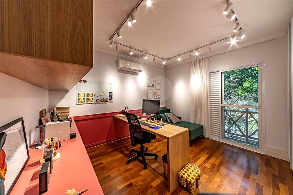 Casa à venda com 4 suítes no condomínio Ville Bosqueé, São Paulo - SP