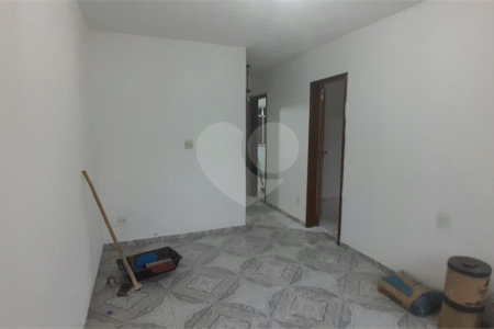 Casa à venda com 3 quartos em Campo Grande, Rio de Janeiro, RJ