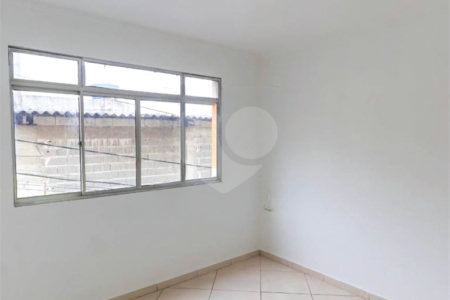 Casa à venda com 4 quartos, sendo 2 suítes, em Vila Buenos Aires, São Paulo, SP
