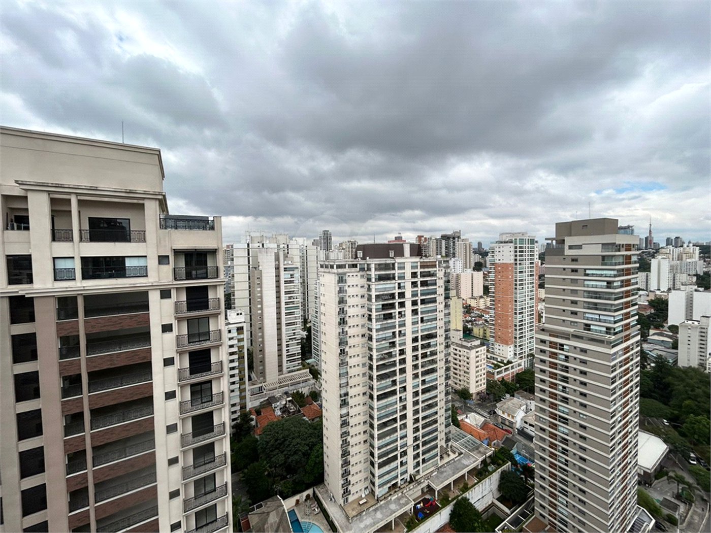 Cobertura à venda com 3 quartos, sendo 2 suítes, em Perdizes, São Paulo, SP