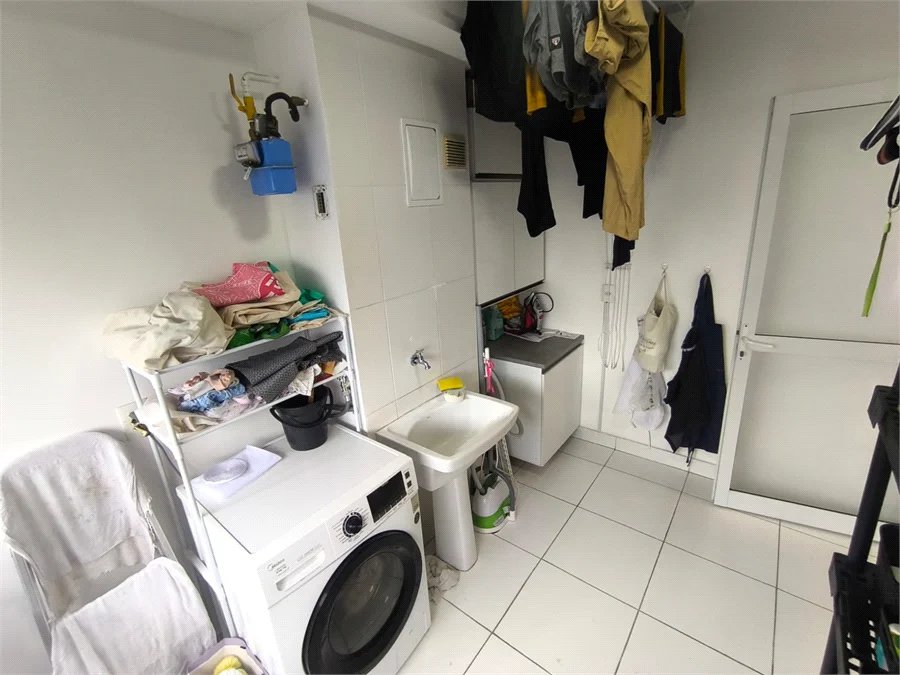 Apartamento à venda com 3 quartos, sendo 1 suíte, em Jardim Vazani, São Paulo, SP