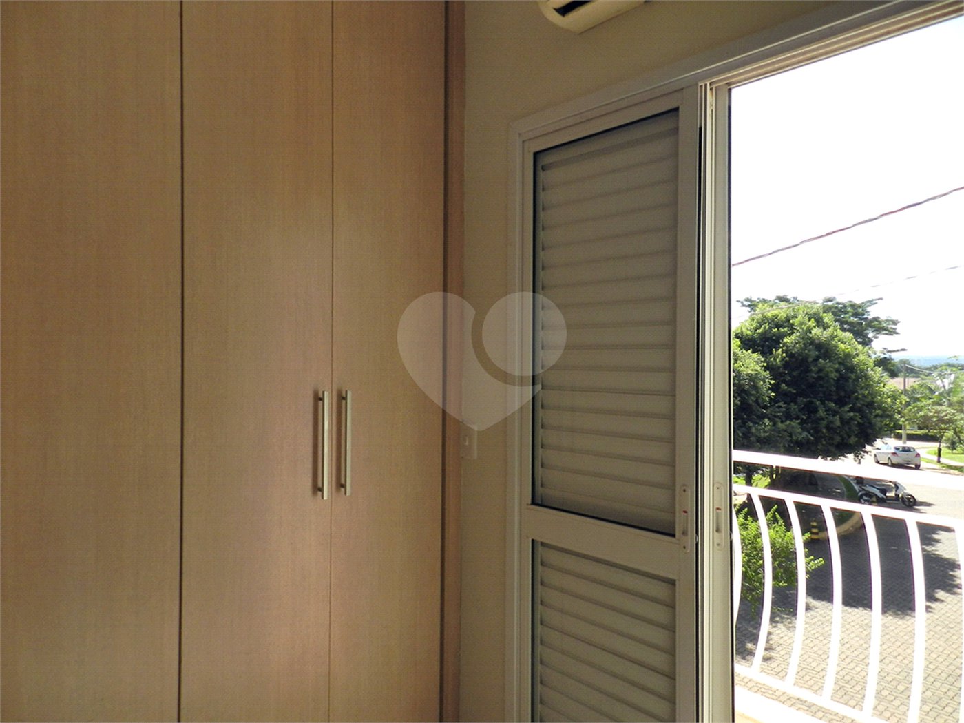 Casa à venda com 3 quartos, sendo 1 suíte, no condomínio Topazio Rp, Ribeirão Preto - SP