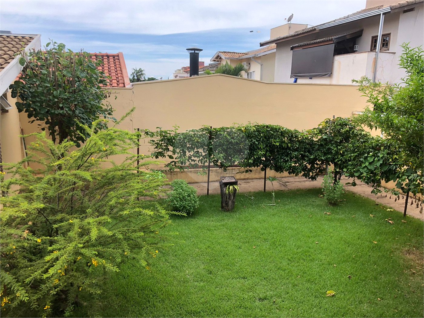 Casa para venda no Condomínio Parque Faber 1