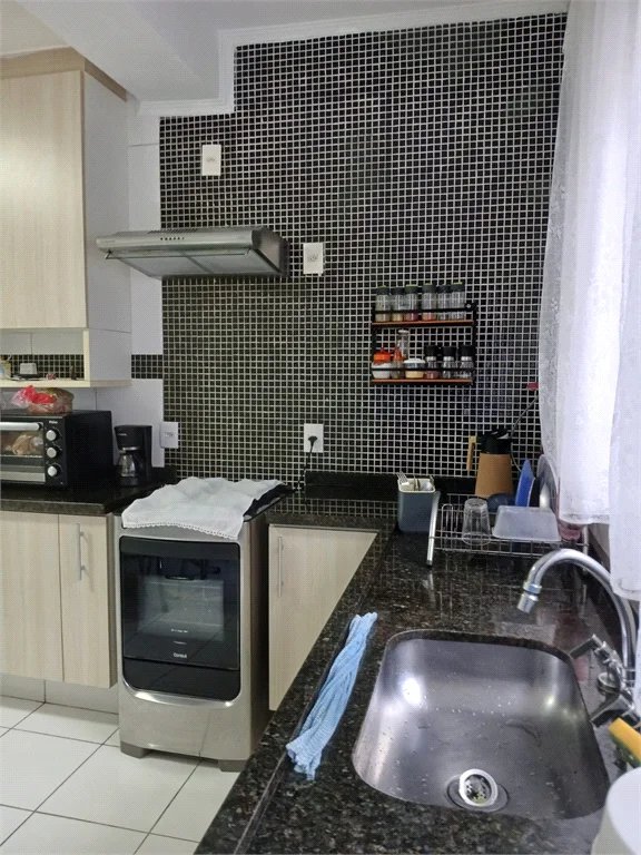 Sobrado à venda com 3 quartos, sendo 1 suíte, em Jardim Humaitá, São Paulo, SP