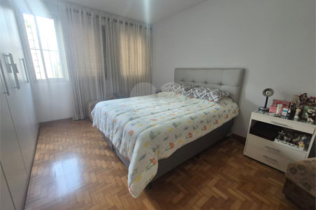 Apartamento à venda com 3 quartos, sendo 1 suíte, em Itaim Bibi, São Paulo, SP
