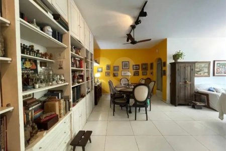 Apartamento à venda com 4 quartos, sendo 1 suíte, em Lagoa, Rio de Janeiro, RJ