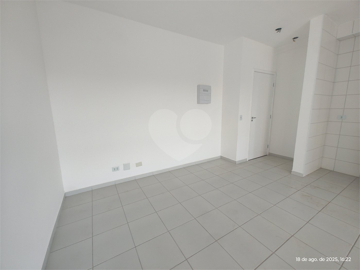 Apartamento para alugar com 2 quartos em Jardim das Palmeiras, Atibaia, SP