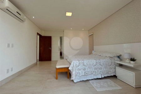 Casa à venda com 5 quartos, sendo 1 suíte, em Orla Norte, Porto Seguro, BA
