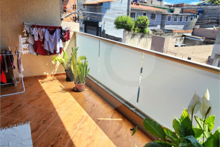 Casa à venda com 3 suítes em Jardim Presidente Dutra, Guarulhos, SP