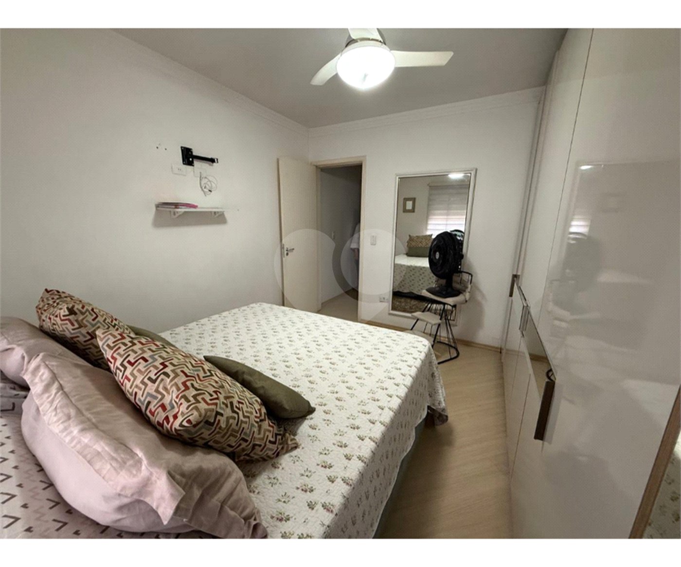 Sobrado à venda com 3 quartos, sendo 1 suíte, em Tremembé, São Paulo, SP