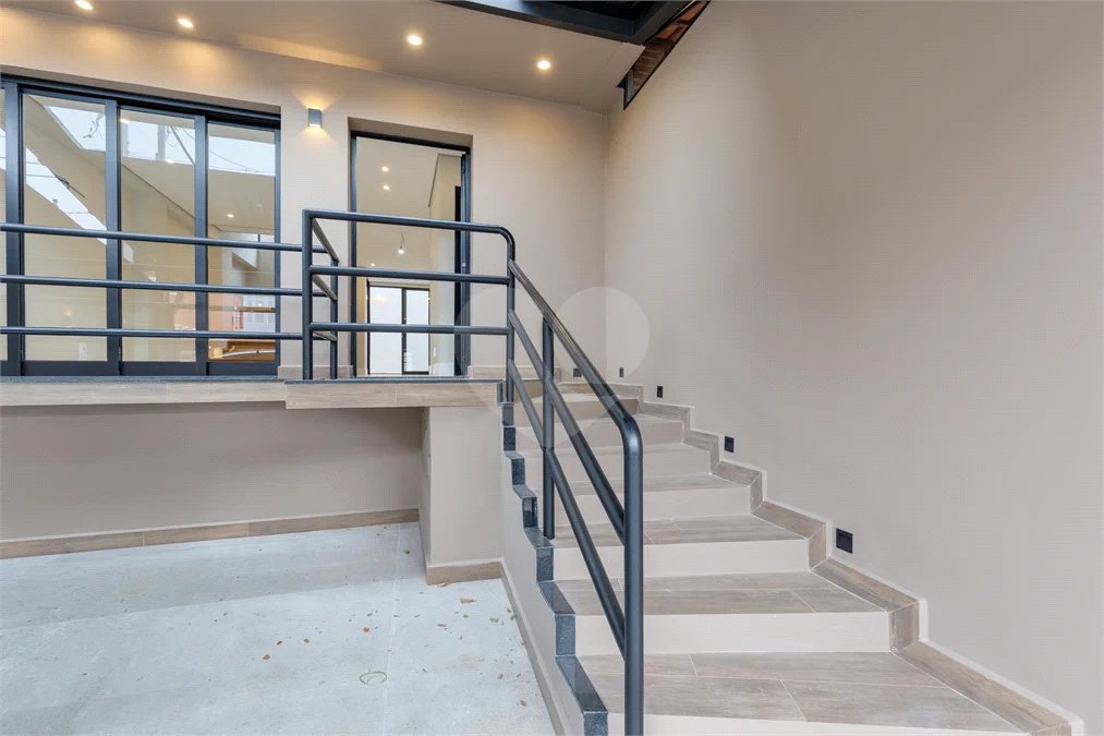 Casa de Vila com 2 suítes, 1 vaga á venda no Alto da Boa Vista, São Paulo - SP