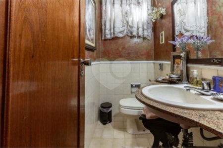 Apartamento à venda com 3 quartos, sendo 1 suíte,  em Vila Andrade, São Paulo, SP