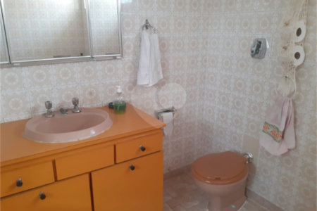 Sobrado à venda com 4 quartos, sendo 1 suíte,  em Jardim São Paulo(zona Norte), São Paulo, SP