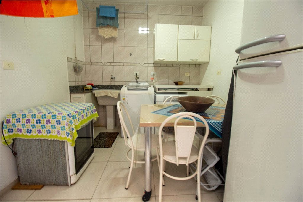 Sobrado à venda com 3 quartos em Parque IX de Julho, São Roque, SP