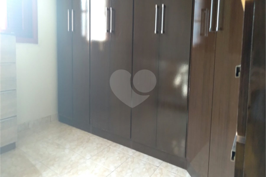 Sobrado à venda com 3 quartos, sendo 1 suíte, em Santa Teresinha, São Paulo, SP