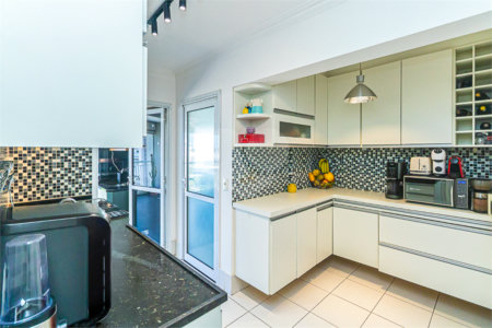 Apartamento à venda com 2 quartos, sendo 1 suíte, em Santo Amaro, São Paulo, SP