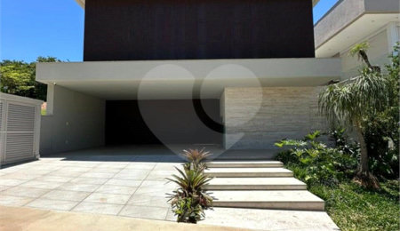 Casa à venda com 3 suítes no condomínio Chácara Ondina, Sorocaba - SP