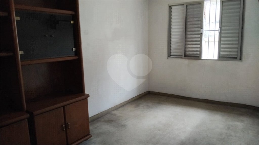 Sobrado à venda com 3 quartos em Jardim Odete, São Paulo, SP