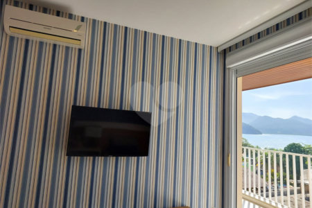 Apartamento à venda com 3 suítes em Itaguá, Ubatuba, SP