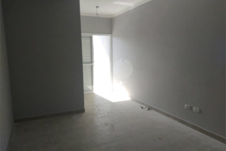 Sobrado à venda com 3 quartos, sendo 1 suíte,  em Campo Grande, São Paulo, SP