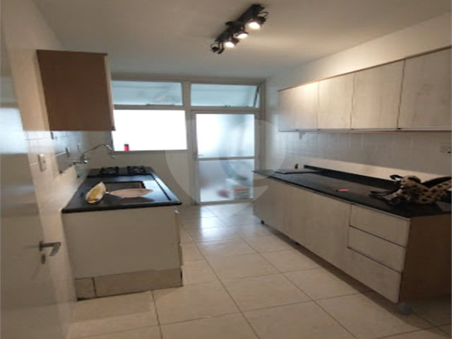 Apartamento à venda com 3 quartos em Jardim Marajoara, São Paulo, SP
