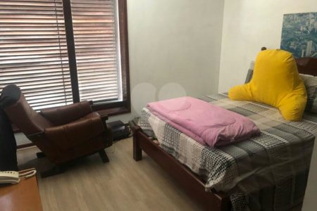 Casa de Vila à venda com 4 quartos, sendo 2 suítes, em Jardim dos Estados, São Paulo, SP