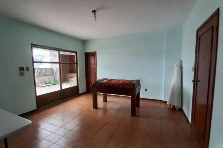 Cobertura com 4 dormitórios à venda, 380 m² por R$ 4.999.999,00 - Gonzaga - Santos/SP
