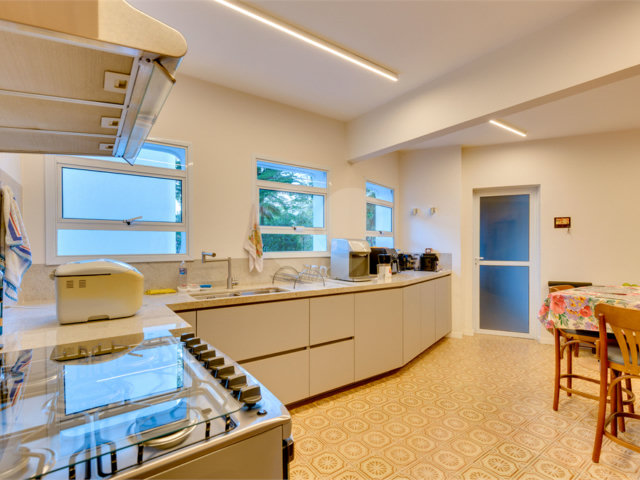 Apartamento à venda com 4 quartos, sendo 2 suítes,  em Granja Julieta, São Paulo, SP