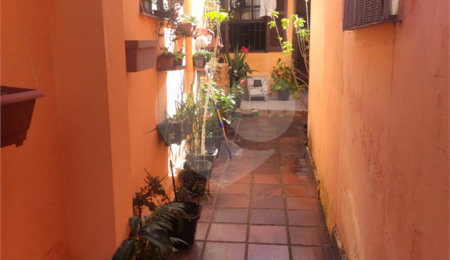 Sobrado à venda com 3 quartos no Brasilândia, São Paulo, SP