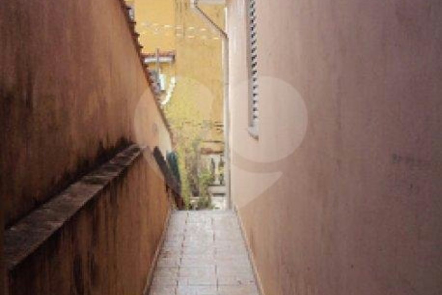 Sobrado à venda com 4 quartos em Parada Inglesa, São Paulo, SP