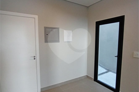 Casa à venda com 4 quartos, sendo 3 suítes,  no condomínio Alphaville Nova Esplanada 3, Votorantim - SP