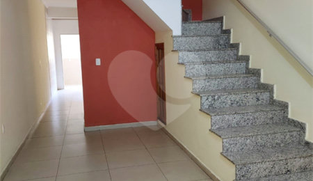 Sobrado à venda com 3 quartos, sendo 1 suíte,  no Brasilândia, São Paulo, SP