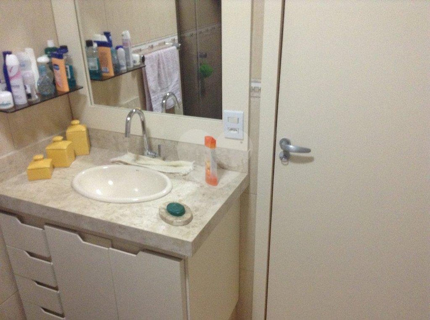 Casa Térrea à venda com 5 quartos, sendo 1 suíte, em Vila Nova Cachoeirinha, São Paulo, SP