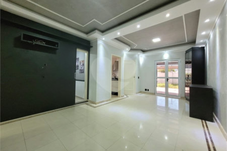 Casa à venda com 3 quartos, sendo 1 suíte,  no condomínio Villa Bella, Sorocaba - SP