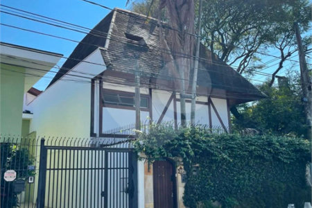 Sobrado à venda com 5 quartos, sendo 3 suítes, em Cidade Monções, São Paulo, SP
