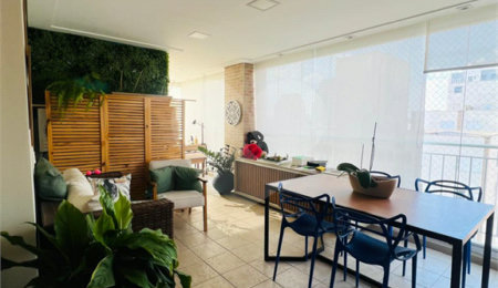 Apartamento à venda com 3 quartos, sendo 1 suíte,  em Alto da Boa Vista, São Paulo, SP