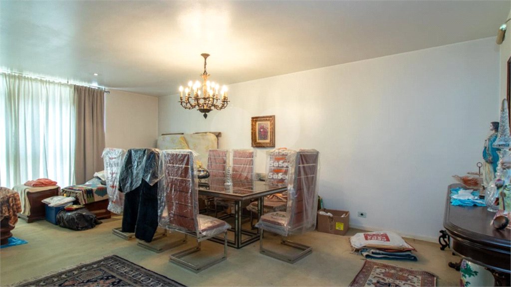 Apartamento localizado no Bairro Nobre de Higienópolis