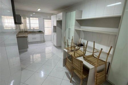 Casa à venda com 4 quartos, sendo 1 suíte, em Jardim das Samambaias, Jundiaí, SP