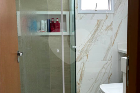 Apartamento à venda com 2 quartos, sendo 1 suíte,  em Vila Leonor, São Paulo, SP