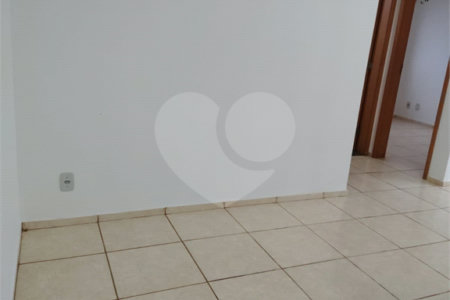 Apartamento à venda com 2 quartos em Santa Cruz, Rio de Janeiro, RJ