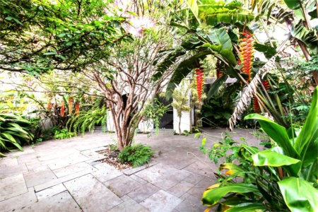 Casa à venda com 4 quartos, sendo 1 suíte, em Jardim das Bandeiras, São Paulo, SP