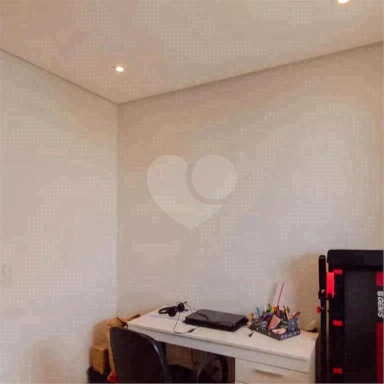 Apartamento no Ipiranga de 68m2 com 2 dorms, 1 suíte, 2 banheiros, 1 vaga. Estuda permuta.