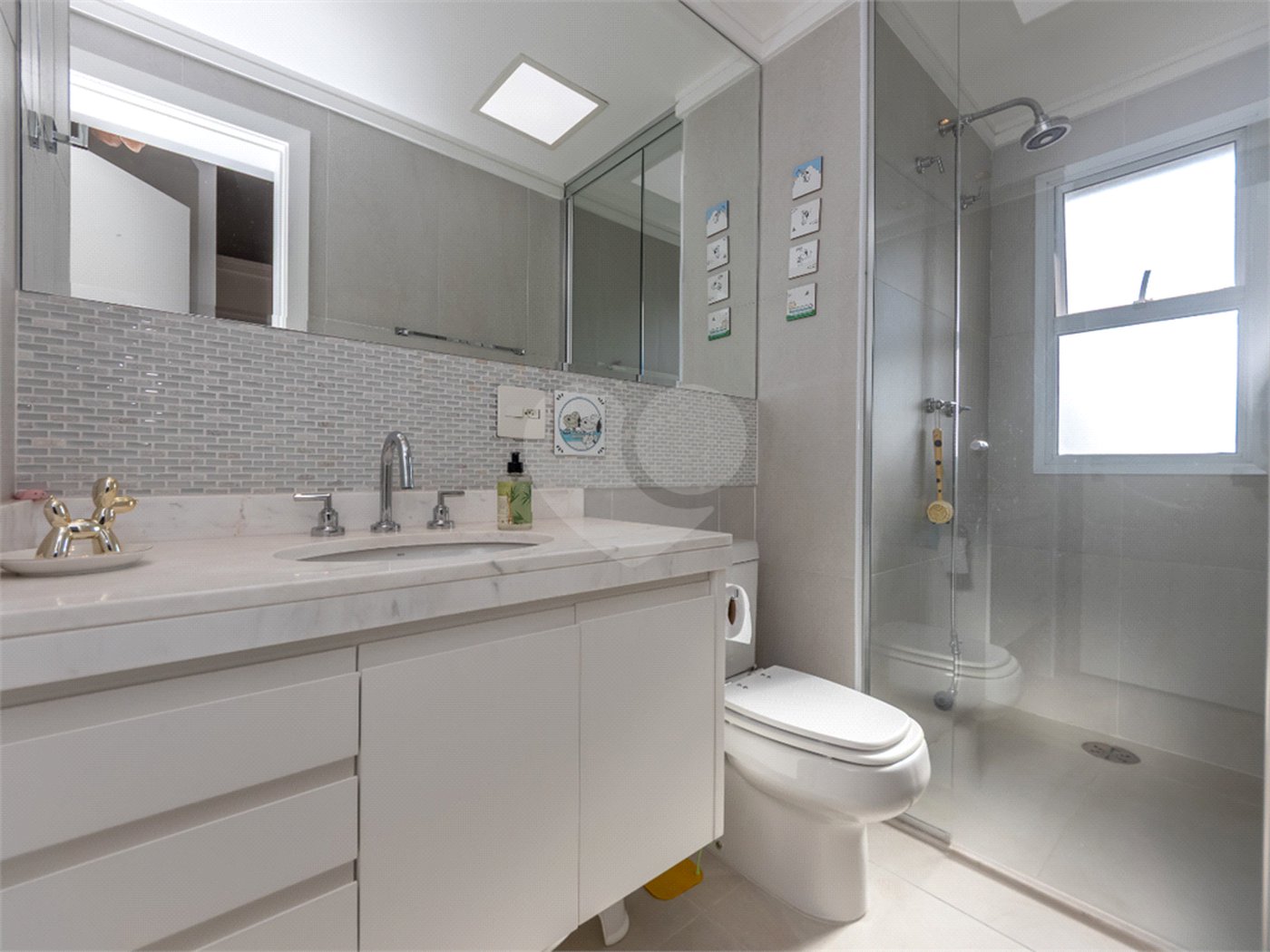 Apartamento à venda com 4 quartos, sendo 3 suítes, em Brooklin Paulista, São Paulo, SP