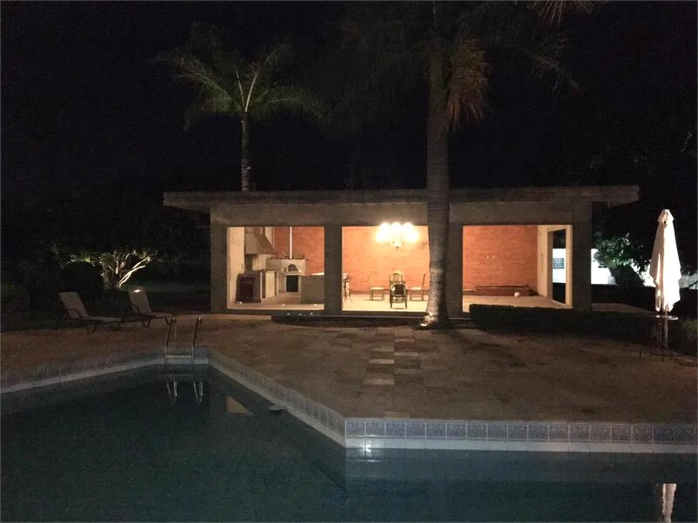 Casa à venda com 5 suítes no condomínio São Paulo, São Paulo - SP