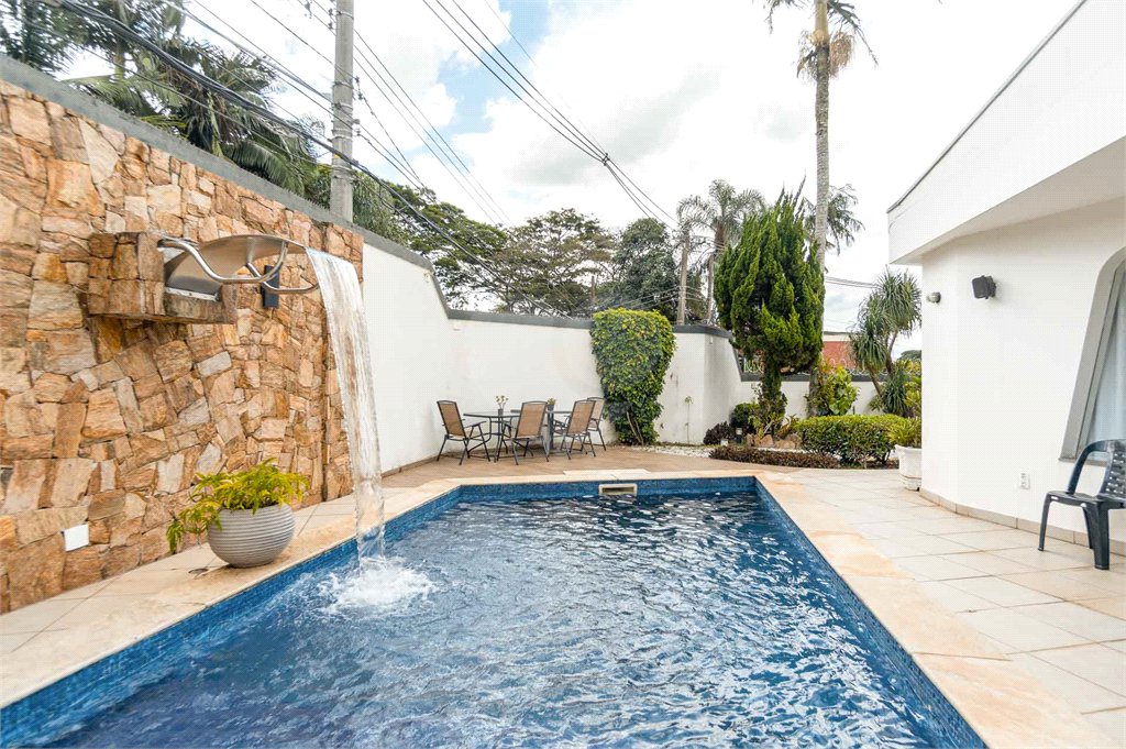 Casa Térrea à venda com 3 quartos, sendo 1 suíte, em Vila Inah, São Paulo, SP