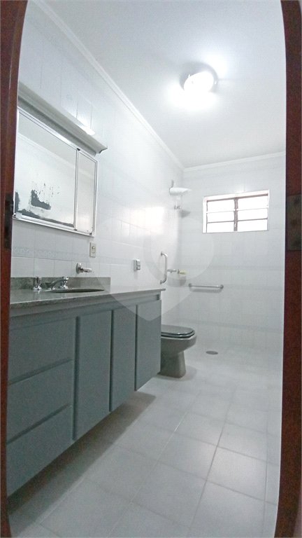 Casa à venda com 5 quartos, sendo 3 suítes, em Nova Vinhedo, Vinhedo, SP