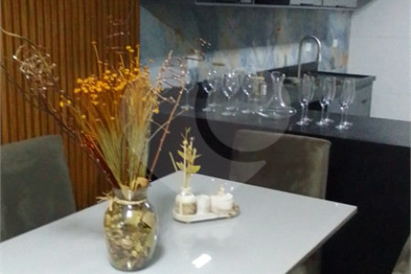 Sobrado à venda com 3 suítes em Jardim do Lago, Atibaia, SP