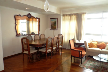 Apartamento à venda com 3 quartos, sendo 1 suíte, em Santa Cecília, São Paulo, SP